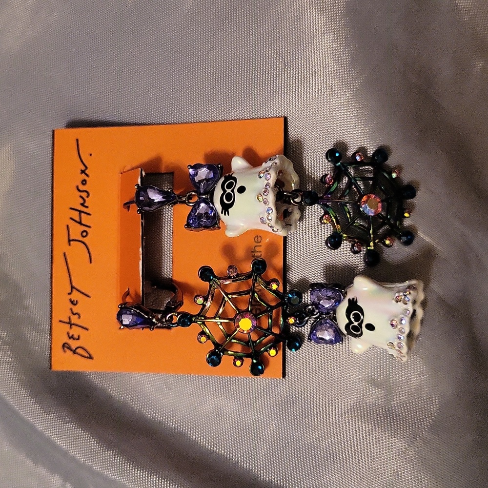 Betsey Johnson ghost web Glow in Dark